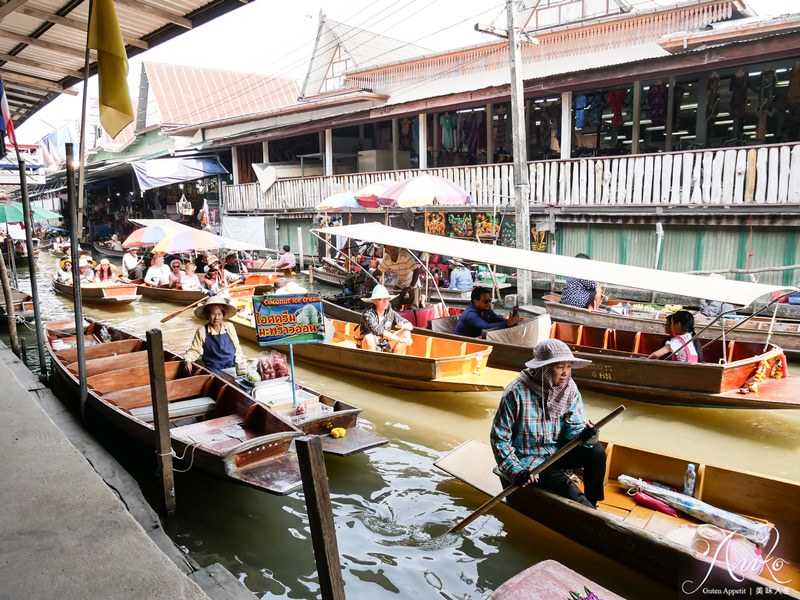 【曼谷自由行】丹能莎朵水上市場+樹中廟+美功鐵道市集。一日包車輕鬆玩