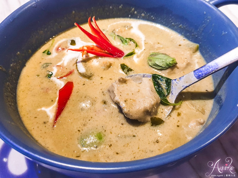 【台北美食】Thai J 泰式料理餐廳。華麗都會叢林風泰式餐酒館！信義區夜貓子的好去處