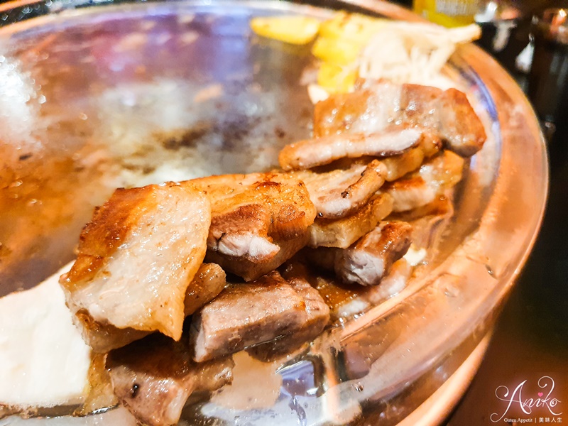 【永和美食】豬先生韓式料理。韓國引進~超特別水晶烤盤烤肉！！！就連石鍋拌飯都很不一樣