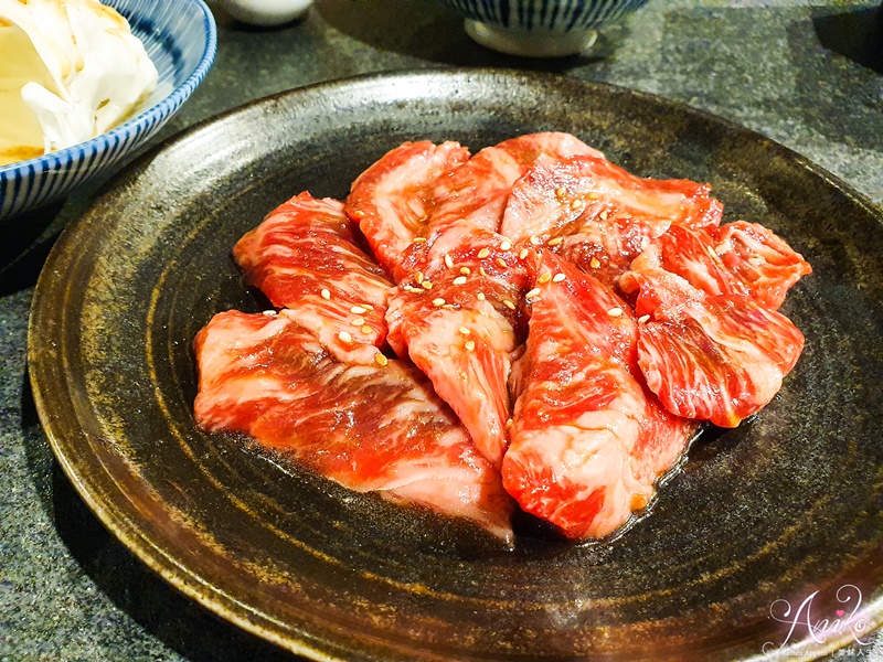 【台南美食】知火精緻燒肉。台南人票選前十大必吃燒肉~全程幫烤吃完身上不會沾燒肉味