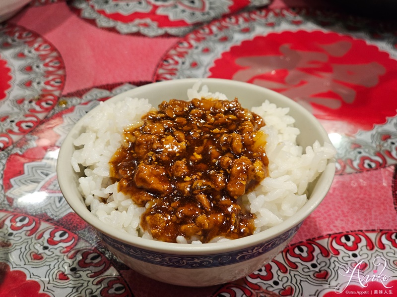 【台北美食】宜蘭羅東駿懷舊餐廳。羅東美食推薦！彷彿走進時光機，復古懷舊合菜餐廳~必點黑嚕嚕