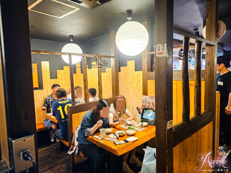 【東京美食】鳥貴族大久保駅西店。東京超平價連鎖居酒屋！串燒啤酒全店通通只要370日幣