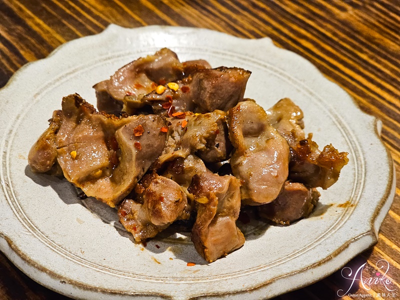 【台北美食】花滔廚房。小巨蛋站巷弄義式小館~老饕帶路的隱藏美食，預約困難創意義式餐廳