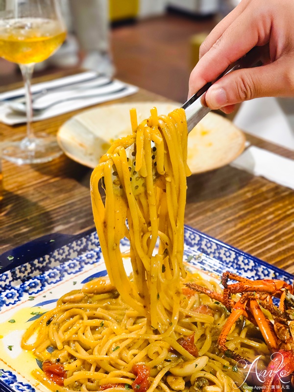 【台北美食】花滔廚房。小巨蛋站巷弄義式小館~老饕帶路的隱藏美食，預約困難創意義式餐廳