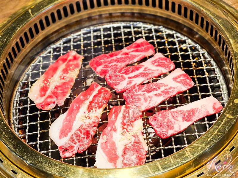 【台中美食】茶六燒肉堂新朝富店。台中必吃燒肉~與屋馬齊名的燒肉霸主！雙人套餐CP值高