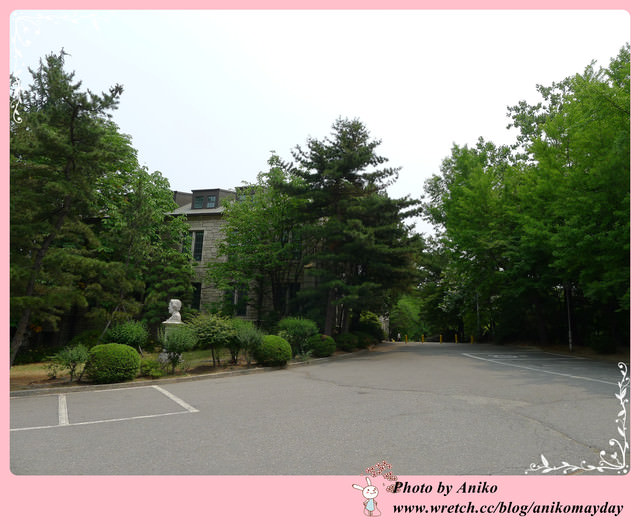 【2012夏❤首爾】5天4夜半自助行。這麼夢幻的大學讓人天天都想上學去。梨花女子大學