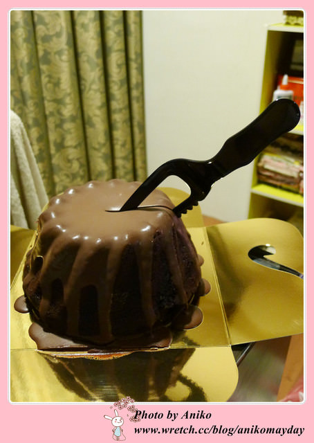 【妮。愛吃】這顆蛋糕不單純~等你來破解挑戰。貝克街 謎-巧克力蛋糕