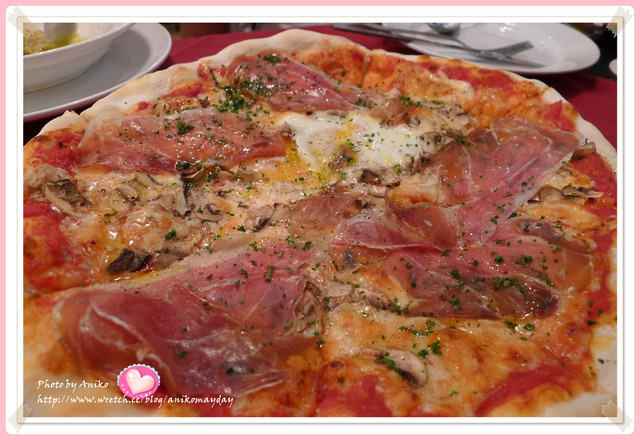 【妮。愛吃】在這兒享用道地義大利Pizza。La Famiglia 喬利堤羅馬料理