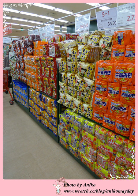 【2012夏❤首爾】5天4夜半自助行。戰利品擺滿床。樂天超市採購團！Fighting！