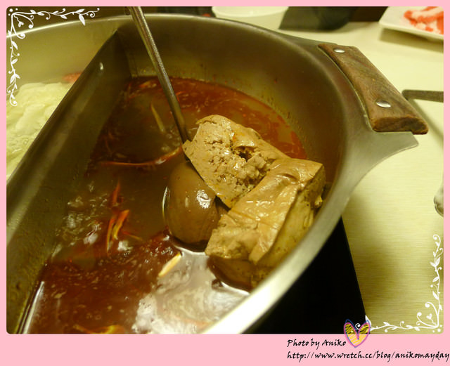 【台北美食】滿足愛吃肉與Haagen Daz的饕客。滿堂紅頂級麻辣鴛鴦鍋