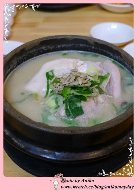 【2012夏❤首爾】5天4夜半自助行。來韓國不可不吃的蔘雞湯首選。土俗村蔘雞湯